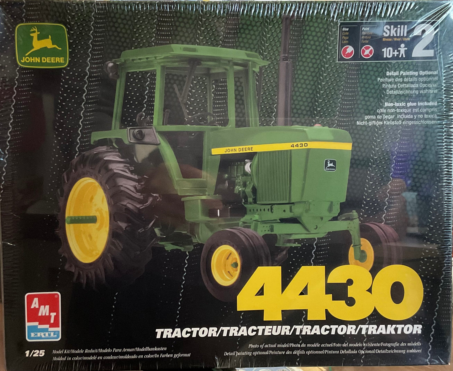 John Deere 4430 Tractor AMT ERTL 1:25