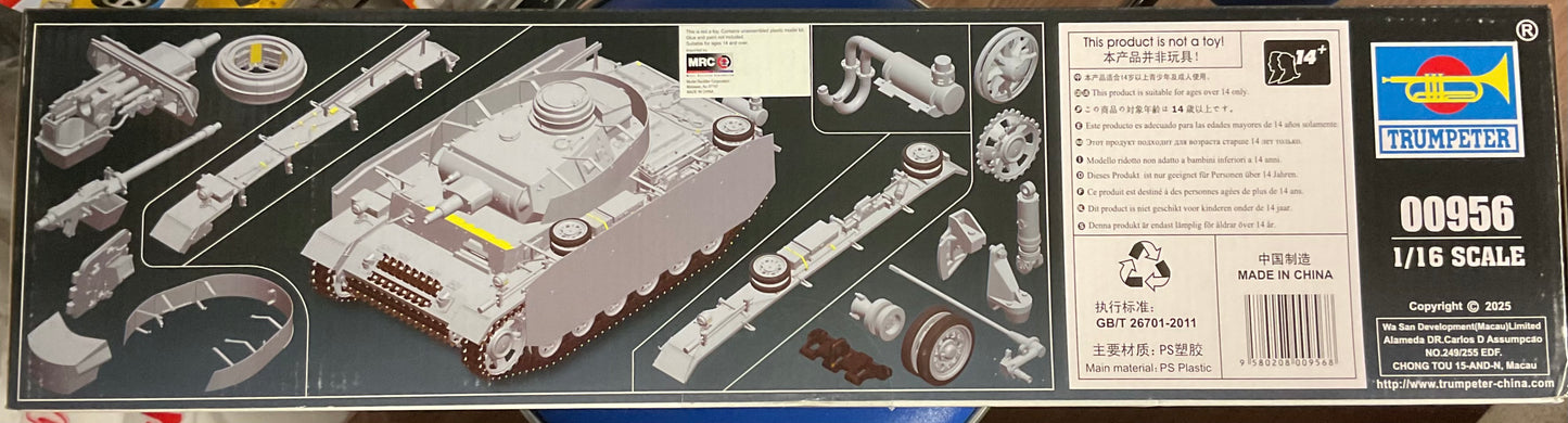 Plz.Kpfw.III Ausf.N Tank 1:16